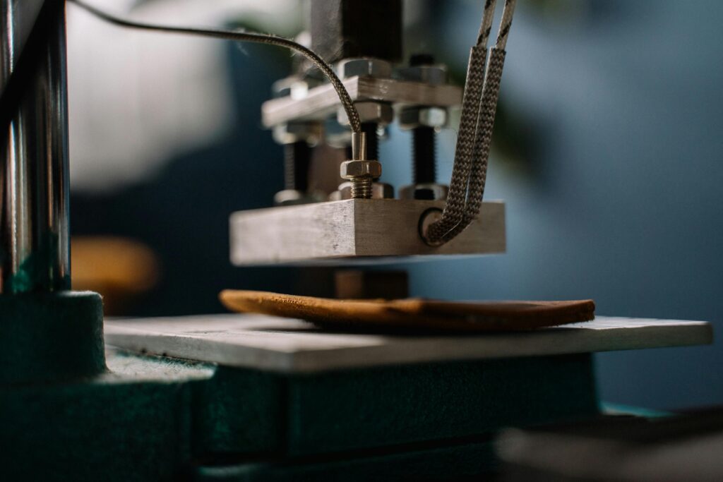 Dubai custom print services shop